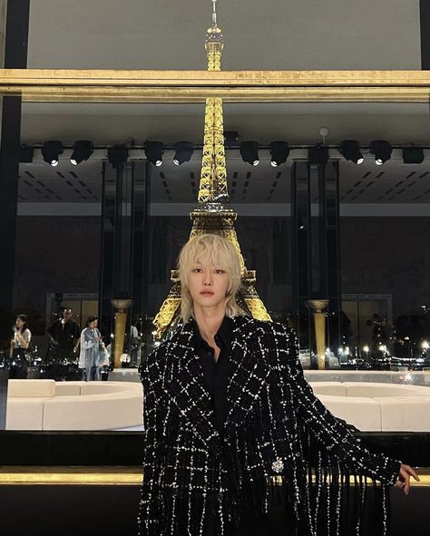 Seventeen Instagram, Seventeen Minghao, Vernon Chwe, Seventeen The8, Seventeen Magazine, Seventeen Debut, Instagram Update, Paris Fashion, Paris Fashion Week