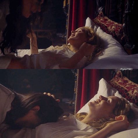 This scene should be longer..so beautiful 😍 #GentlemanJack 🎩 #AnneLister #AnnWalker  #SuranneJones #SophieRundle Good Kiss, Gentlemen Jack, Ann Walker, Anne Lister, Suranne Jones, Marceline And Princess Bubblegum, Want A Girlfriend, Gentleman Jack, Woman Loving Woman