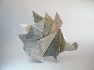 Hedgehog - Sergey Yartsev. From a square of painted kraft Origami Hedgehog, Hedgehog Craft, Origami Diagrams, Origami Paper Art, Money Origami, Origami Design, Origami Art, Paper Folding, Paper Sculpture