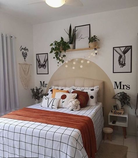 Diy Home Decor Easy Creative, Bedroom Craft Ideas, Dressing Room Decor, Beautiful Bedroom Decor, Bedroom Decor Design, Beautiful Bedroom, Wall Bedroom, Home Decorating Ideas, Room Design Bedroom