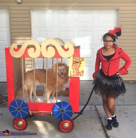 Circus Costume Diy, Circus Cage, Circus Themed Costumes, Unique Toddler Halloween Costumes, Circus Halloween Costumes, Diy Costume Ideas, 2017 Halloween Costumes, Halloween Circus, Easy Diy Costumes