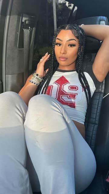 View this Snap from RubiRose on Snapchat! Bundles Hairstyles, Rose Braid, Rubi Rose, Rapper Outfits, Summer Vacation Outfits, Body Picture, Cute Swag Outfits, Pretty Selfies, Swag Outfits