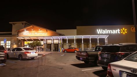 When you're on the road and need a convenient, free place to park and get some sleep, Walmart RV parking may be for you. Learn the dos and don'ts here. The Dos and Don'ts of Walmart RV Parking #fulltimerv #fulltimerving #rvfulltime #walmartrvparking Travel Trailer Ideas, Camping Club, Rv Dreams, Ford E250, Full Time Rv Living, Dry Camping, Walmart Store, Rv Camping Tips, Conversion Van