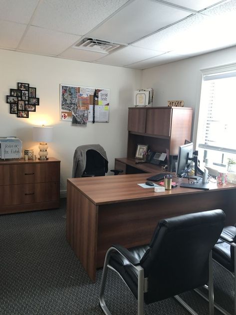 Earth Toned Office, College Advisor Office, Office Manager Office Decor, Office Assistant Aesthetic, School Administrator Office, Office Decor Male, Corporate Office Decor Professional, Principal Office Decorating Ideas, Manager Office Decor