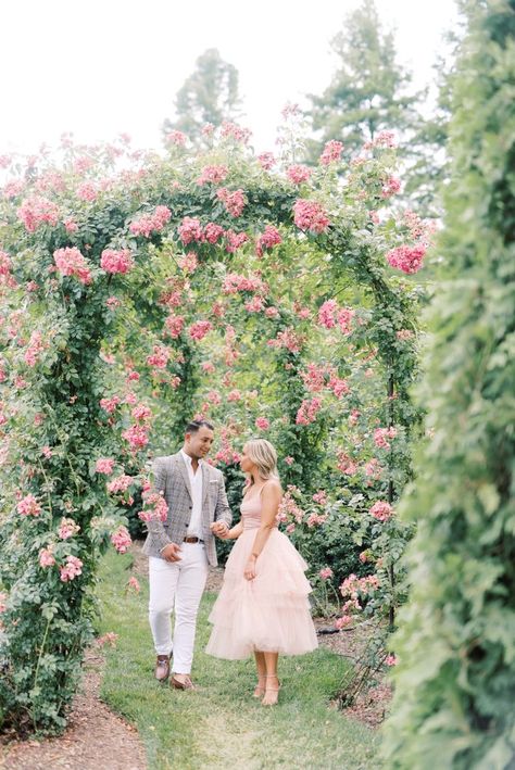 Engagement Photos In Philadelphia, Engagement Photos Longwood Gardens, Longwood Gardens Engagement Photos, Engagement Shoot Garden, Engagement Photoshoot Garden, Engagement Photos In Garden, Engagement Photos Flowers, Flower Engagement Photos, Longwood Gardens Wedding