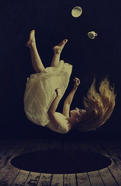 Brooke Shaden, Underwater Photoshoot, Falling Slowly, Reference Pose, Pinterest Art, Underwater Art, Anatomy Poses, Body Reference Poses, Human Poses Reference