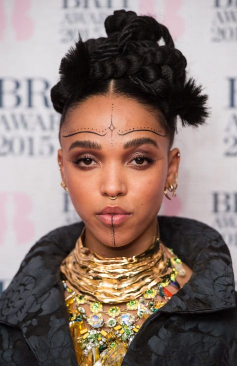 Temporary Face Tattoos, Beauty Crush, Fka Twigs, Facial Tattoos, Video Shoot, Face Tattoos, Afro Punk, Face Tattoo, Septum Piercing