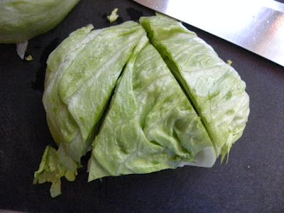 Mini Wedge Salad Appetizers, Wedge Salad Bar, Wedge Salad Appetizer, Wedge Salad Skewers, Mini Wedge Salad, Homemade Ranch Salad Dressing, Wedge Salad Recipes, Lettuce Wedge, Salad Presentation