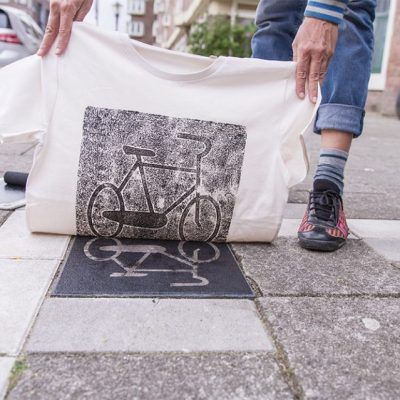 Paint & Press: "Pirate Printer" Turns Street Graphics into Clothing Patterns - 99% Invisible Utility Covers, Stencil Printing, Colossal Art, Stamping Ideas, Block Printing, Silk Screen, Graphic Patterns, Print Templates, Textile Prints