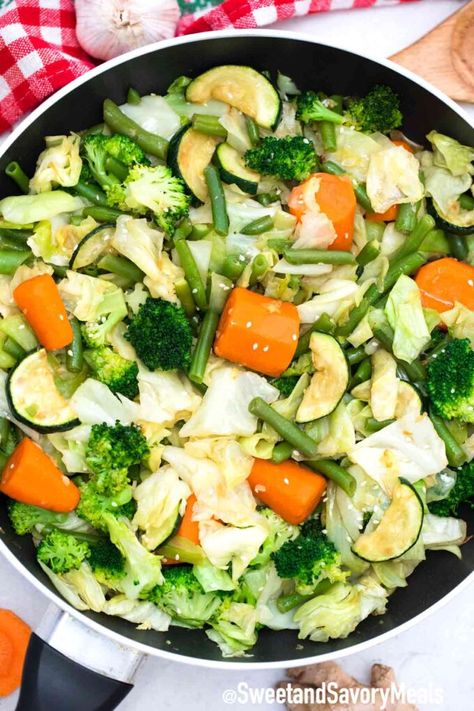 Panda Express Mixed Veggies (Copycat) - Sweet and Savory Meals Panda Express Steamed Veggies, Panda Express Mixed Vegetables, Panda Express Veggie Recipe, Panda Express Vegetables, Panda Express Super Greens Recipe, Mixed Veggies Recipes, Mixed Veggies Side Dish, Mixed Vegetable Recipes, Asian Veggies