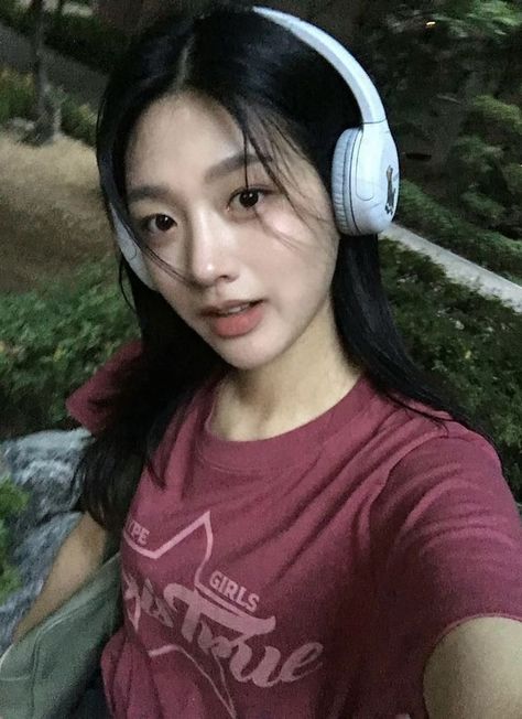 대학생 스타일, Music Girl, Female Icons, Korean Picture, 사진 촬영 포즈, Bare Face, Uzzlang Girl, Foto Ideas Instagram, Review Produk