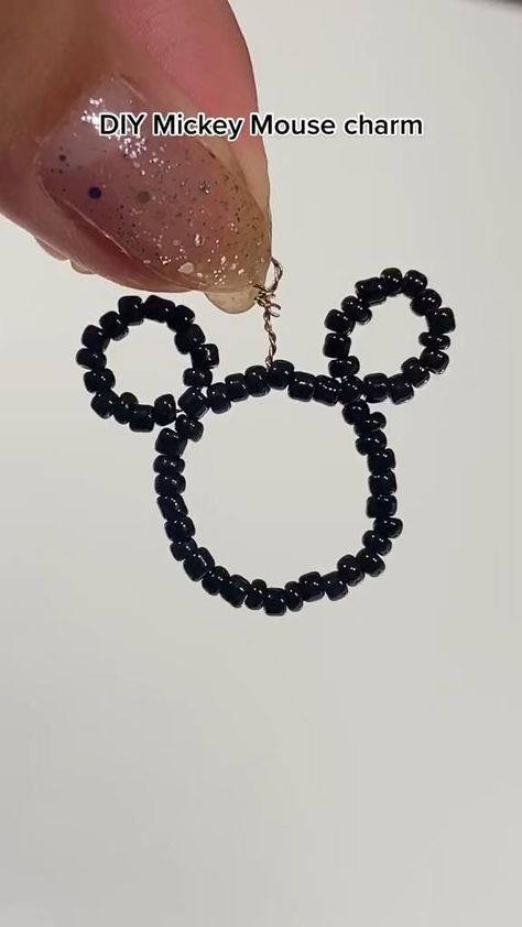 Diy Mickey Mouse, Cincin Diy, Anting Manik, Diy Jewelry Set, Diy Beaded Rings, Bracelet Craft Diy, Diy Jewelry Unique, Bead Charms Diy, Beaded Necklace Diy