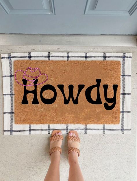 Diy Door Mat Ideas, Diy Doormat Ideas, Welcome Mat Ideas, Diy Welcome Mat, Door Matts, Cute Doormats, Cute Welcome Mat, Door Mat Ideas, Cute Door Mats