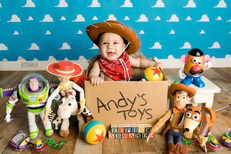 toy story 4 party ideas Toy Story Party 1st Birthday, Toy Story Half Birthday, Toys Story 1st Birthday Party Ideas, Two Infinity And Beyond Photo Shoot, Toy Story Pictures Ideas, Toy Story One Year Party, Diy Toy Story Photo Shoot, Toy Story First Birthday Photoshoot, Toy Story Picture Ideas