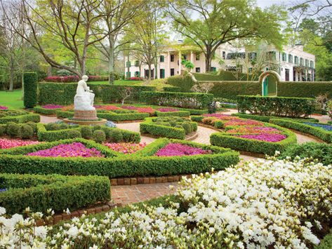 Bayou Bend Collection & Gardens - Houston Gamble House Pasadena, Houston Garden, Belton House, American Cemetery, Hudson River Valley, Wedding Venue Houston, Historic Mansion, Garden Wedding Venue, California Design