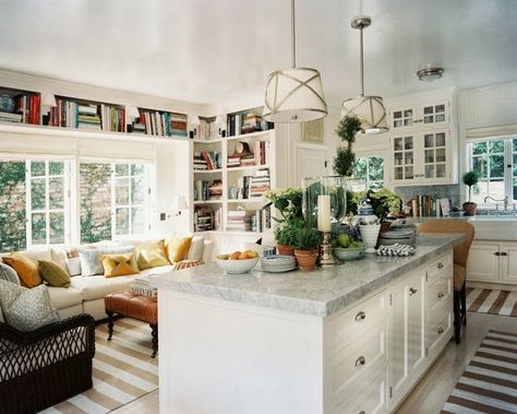 Love this kitchen sitting area - great spot for a cup of coffee (or a cocktail.)   Color Outside the Lines: Twenty Questions with Mark D. Sikes Kitchen Sitting Area, Kitchen Farmhouse, Cozy Kitchen, Family Kitchen, Kitchen Photos, Modern Family, Home Fashion, Beautiful Kitchens, Dream Kitchen