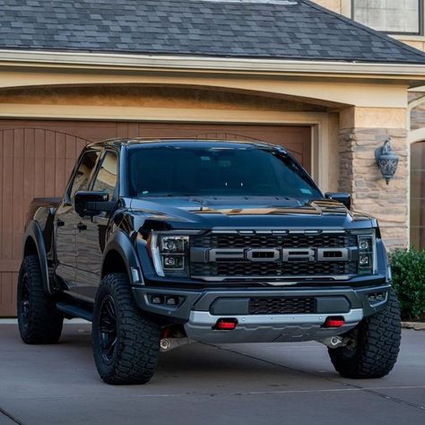 Nate’s Garage on Instagram: "Love the tow hook accents! Looks a lot like a Raptor R. Owner: @benmaldonado3 Follow @raptorsofinsta . . . . . . . . #ford #fordraptor #raptorr #fordraptorr #raptorsofinsta" Ford Raptor R 2023, 2023 Ford Raptor, Ford Raptor R, Ford Raptor Shelby, Ford Raptor Lifted, Raptor Car, Raptor R, Ford Raptor Truck, Ford Raptor F150