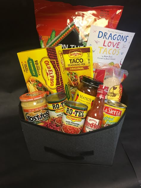 Taco Night Gift Basket, Raffle Basket Ideas, Auction Gift Basket Ideas, Fundraiser Baskets, Theme Baskets, Silent Auction Baskets, Auction Basket, Homemade Gift Baskets, Raffle Basket