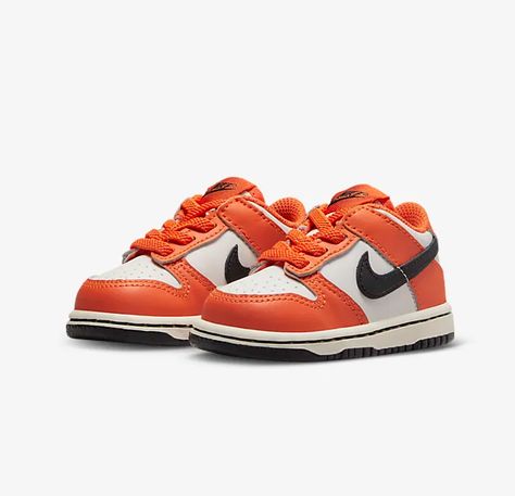 Toddler Nike Dunk Low "Safety Orange" now available online New Sneaker Releases, Orange Sneakers, Toddler Nikes, Toddler Halloween, Sneaker Release, Shoe Black, New Sneakers, Orange Fashion, Nike Dunk Low