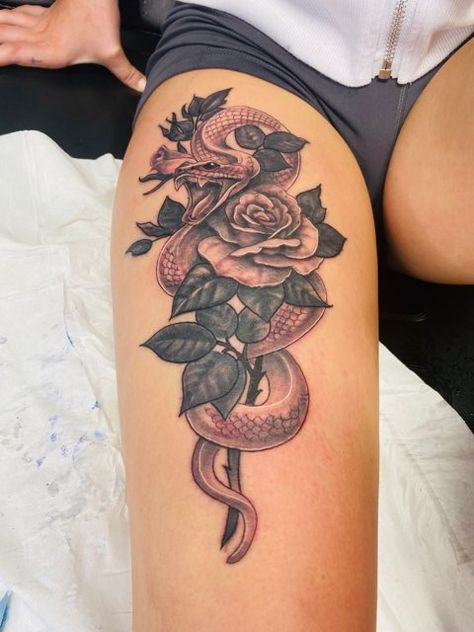 Snake And Rose Tattoo Thigh, Snake Around Rose Tattoo, Tattoo Ideas Snake Rose, Cobra And Rose Tattoo, Hip Tattoos Women Snake, Thigh Tattoos Women Snake, Snake Tattoos For Women Leg, Snake Tattoos Thighs, Snake And Rose Tattoo Design