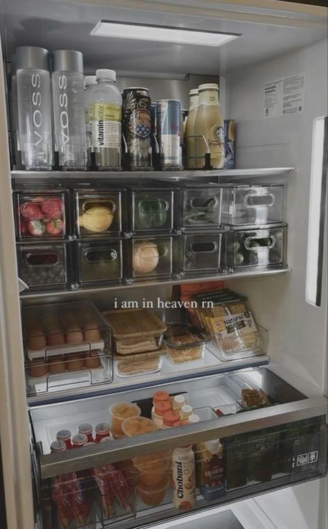 Fridge Organization Double Door, Smeg Fridge Organization, Big Fridge Aesthetic, Aesthetic Kitchen Stuff, Korean Fridge Organization, Full Fridge Aesthetic, Inside Fridge Organization, Healthy Fridge Aesthetic, Organize Small Fridge