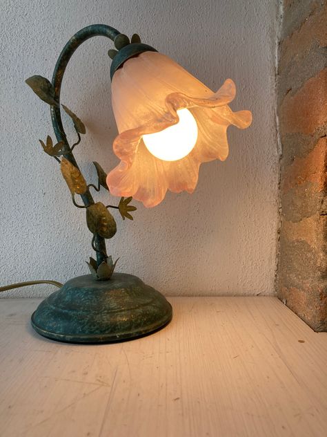 Vintage Abat Jour Art Nouveau Style Wought Iron Lamp Flower Glass 80s Green Vintage Lamp, Vintage Flower Lamp, 80s Lamp, Flower Lampshade, Art Nouveau Lamp, Lamp Flower, Compact Fluorescent Lamps, Flower Lamp Shade, Art Nouveau Lamps