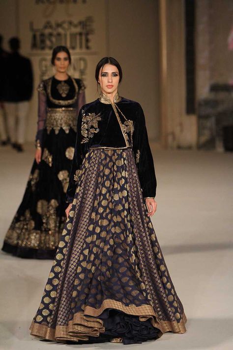 Grey Lengha, India Fashion Week, Rohit Bal, Indian Gowns, Indian Couture, Lakme Fashion Week, Indian Designer Outfits, Indian Attire, Designer Dresses Indian