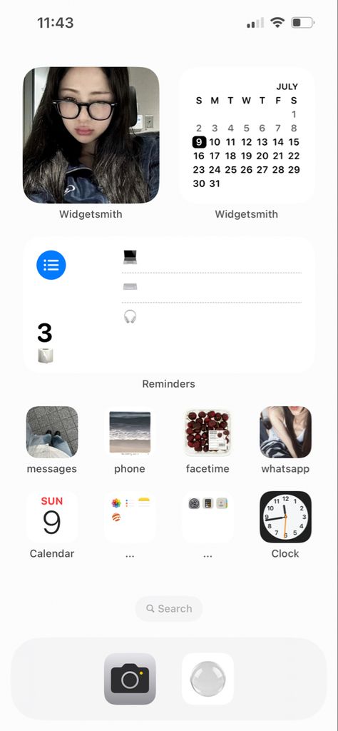 Simple Layout Iphone, Korean Aesthetic Homescreen, Computer Theme, Whats On My Iphone, Aesthetic Layout, Ipad Computer, Instagram Feed Ideas Posts, Phone Inspo, Phone Layout