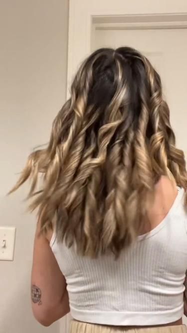 Hairstyles With Curled Hair, Hair Curling Tutorial, Hairstyle Examples, Hair Curling Tips, Barrel Curls, Beach Wave Hair, Curls For Long Hair, Peinados Fáciles Para Cabello Corto, Hairdo For Long Hair