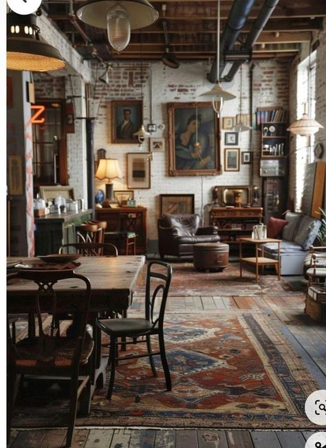 Elephant House, Vintage Coffee Shops, Vintage Decor Ideas, Bar Concept, Old House Interior, Men Cave, Spanish Villa, Loft Stil, Farmhouse Look