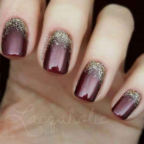 Maroon Gold Glitter Nails Wedding Nails Glitter, Glittery Nails, Gold Glitter Nails, Gold Nail, Her Nails, Burgundy Nails, Wedding Nails Design, Super Nails, Nail Art Wedding