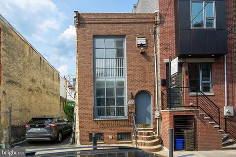 729 Emily St, Philadelphia, PA 19148 | MLS #PAPH2241478 | Zillow South Philly, Mortgage Interest Rates, Window Unit, Hall Bathroom, Travel Savings, Construction Types, Roof Deck, Spiral Staircase, Stainless Steel Appliances