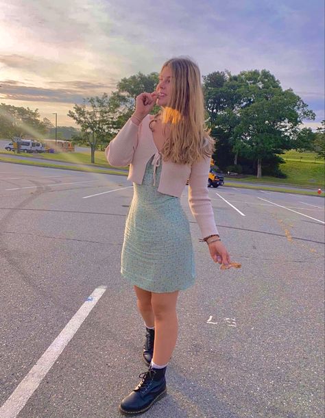 Green dress in parking lot eating bagel Dress And Cardigan Outfit Aesthetic, Short Dress With Cardigan, Cardigan Over Dress Outfit, Tie Cardigan Outfit, Cardigan And Dress Outfit, Outfits With A Tie, Dress With Cardigan Outfit, Cardigan Over Dress, Cropped Cardigan Outfit