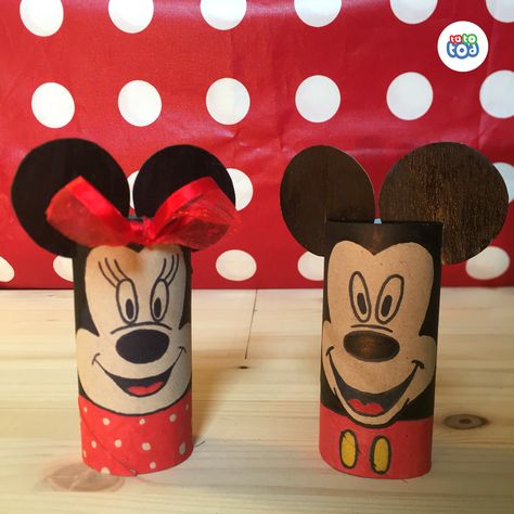 All you need for the cutest Disney couple are two toilet paper rolls and some leftover gift ribbon! Disney Toilet, Easter Pom Poms, Mickey Mouse Crafts, Toilet Roll Craft, Disney Couple, Mickey Mouse Clubhouse Birthday, Mouse Crafts, Toilet Paper Rolls, Toilet Paper Roll Crafts