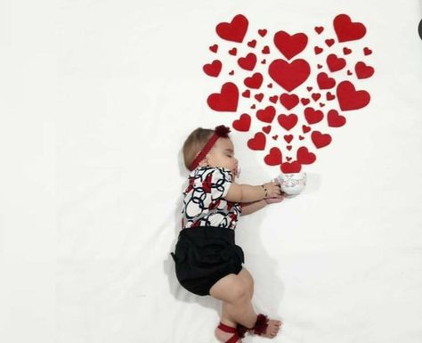 February Monthly Baby Picture, February Milestone Baby Picture, 1 St Month Baby Photo Shoot, Valentine Baby Photo Shoot, Baby Shoot Ideas, Baby Photo Shoot Ideas, Baby Photography Poses, Monthly Baby Pictures, Baby Photoshoot Ideas