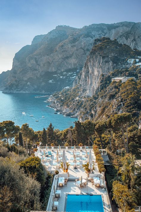 Amalfi Coast Guide, Capri Italia, Best Places In Italy, Summer In Italy, Day Dreaming, Sustainable City, Capri Italy, Places In Italy, Travel Route