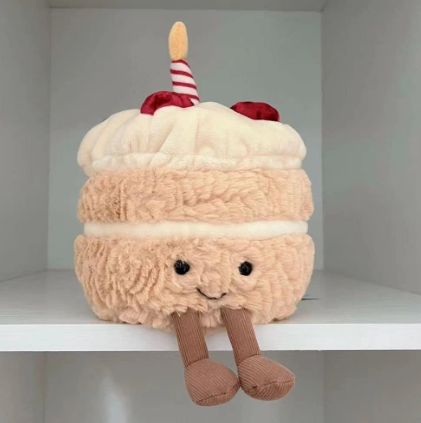 Has anyone elses fyp been full of these jelly cat cake??🎂 Birthday Cake Jelly Cat, Jelly Cat Cake, Jellycat Cake, Birthday Cake Doll, Strawberry Cream Cake, Birthday Cake For Cat, Strawberry Cream Cakes, Jelly Cat, Jellycat Stuffed Animals