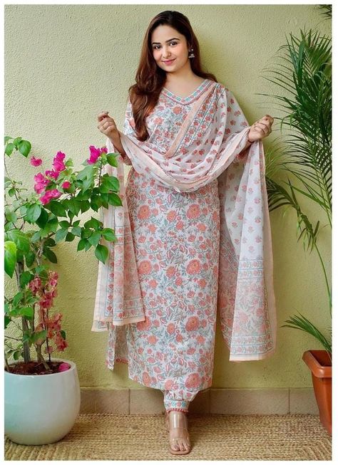 #stylishwomen #fashioninspooutfits #outfitideas #outfitideasforwomen SC032 *New Launch* 🌸AFGHANI SUIT SET🌸 For a Festive gathering, you'll can opt for our white - grey Floral Afghani suit set which is decorated with finest Hand work , side pocket and motifs.It is paired with matching Afghani pants and dupatta🌸 For all the stylish ladies out there, who want something simple, sophisticated and traditional. *size M 38,L 40,xl 42,xxl 44,XXXL 46* Price. 1999 Freeshipping ~Fabric:- cotton 60 Kurtis With Pants, Fashionable Clothes, Dupatta Set, Cotton Kurta, Cotton Gifts, Indian Bollywood, Kurta With Pants, How To Wear Scarves, Festival Wedding