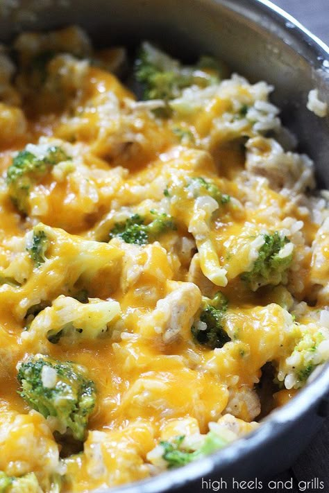 One Pan Cheesy Chicken Broccoli Rice Casserole | High Heels and Grills Chicken Rice Brocoli, Grilled Chicken And Broccoli Recipes, One Pan Stove Top Dinners, Chicken And Rice Recipes Easy Stove Top, Chicken Brocolli Rice, Cheesy Chicken Broccoli Rice Casserole, Cheesy Chicken Broccoli Rice, Chicken Rice Skillet, Easy Skillet Dinner