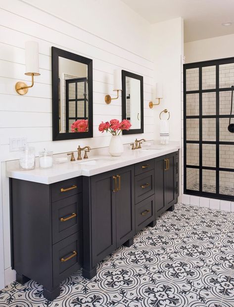 15 Bathroom Floor Tile Ideas to Transform a Small Space Kirsten Blazek, Bathroom Tile Floor Ideas, Tile Floor Ideas, Bathroom Tile Floor, Black Clawfoot Tub, Modern Black Bathroom, Blue Bathroom Tile, Blue Mosaic Tile, Traditional Bathroom Designs