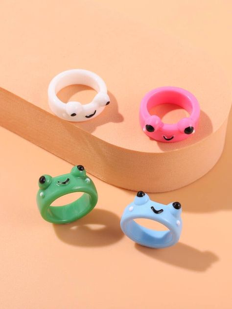 4pcs Frog Decor Ring | SHEIN USA Frog Rings, Jewelry Shein, Rings Resin, Frog Ring, Amazing Frog, Rings Green, Frog Decor, Rings Accessories, Resin Jewellery