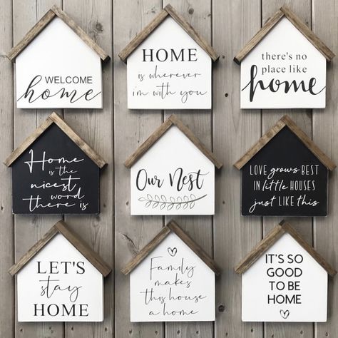 #Littlehouses #homesigns #tieredtraysigns #shelfwalldecor Wooden House Signs, Wood Block Crafts, House Signs, Block Craft, Scrap Wood Projects, Diy Wood Signs, Kraf Diy, Wooden House, Tree Crafts