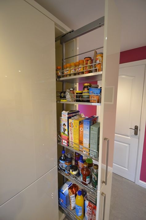 pull out larder unit Modern Kitchen Pulls, Pull Out Larder, Kitchen Larder Units, Kitchen Larder Cupboard, Small House Living, Kitchen Planning, Kitchen Larder, Larder Cupboard, Larder Unit