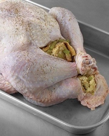 Introduction Martha Stewart Turkey Recipe, Cooking A Stuffed Turkey, Preparing A Turkey, Moist Turkey, Stuffed Turkey, Turkey Stuffing, Stuffing Recipes, Thanksgiving Feast, Easy Thanksgiving