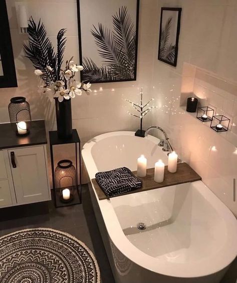 Nicole Gates Nicole Gates, Soaking Tub Decor, Garden Tub Ideas, Tub Decor, Serene Bathroom, Bathtub Decor, Bath Redo, Bathroom Decor Apartment, Restroom Decor