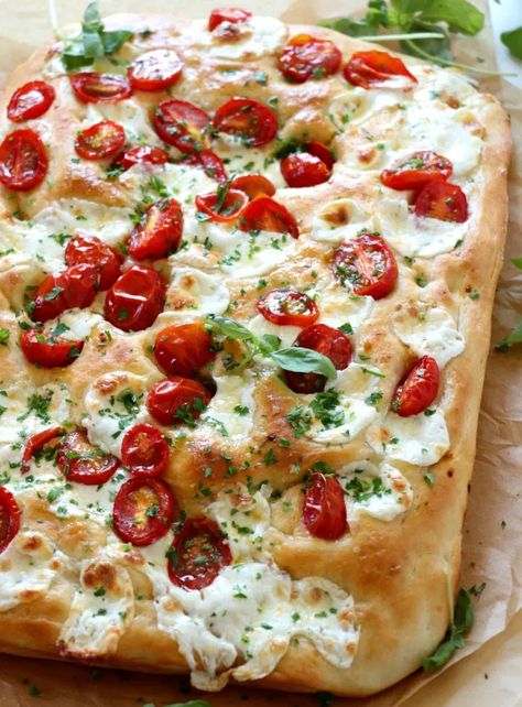 Tomato Mozzarella Focaccia | Dash of Savory | Cook with Passion Italian Night Dinner, Appetizer Bread, Bread Crackers, Bread To Make, Foccacia Bread, Focaccia Bread Recipe, Italian Night, Focaccia Recipe, Tomato Mozzarella