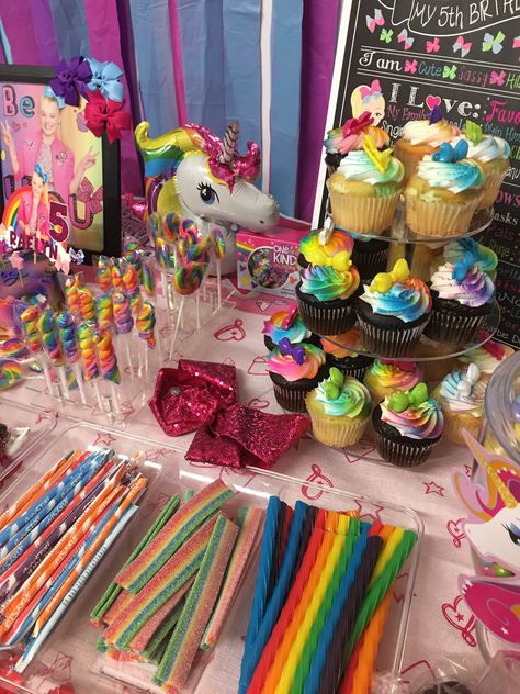 JoJo Siwa Birthday Party Jojo Siwa Birthday Party Ideas Food, Jojo Siwa Food Ideas, Lisa Frank Party Food, Jojo Siwa Party Ideas, Jojo Siwa Party Food, Sixth Birthday Party Ideas, Jojo Siwa Centerpieces, Jojo Birthday Party Ideas, Jojo Siwa Cupcake Ideas