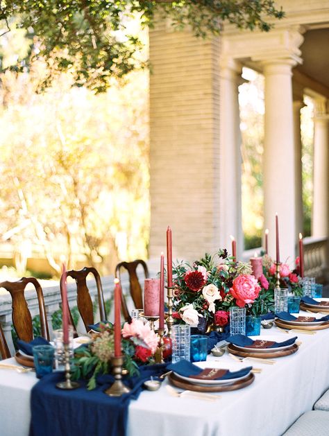 Vibrant Navy Navy Blue Wedding Color Schemes, Farmhouse Wedding Table, Red Wedding Centerpieces, Wedding Color Schemes Blue, Navy And Burgundy Wedding, Spring Wedding Outfit, Table Rose, Fall Wedding Color Palette, Happy Bride