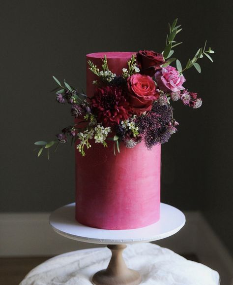 Vibrant Pink Wedding, Pewter Wedding, Bright Pink Wedding, Bridal Cake, Chocolate Pistachio, Art Cake, White Cakes, Pink Birthday Cakes, Red Cake