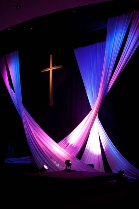 Church Stage Decor, Church Altar Decorations, Christmas Stage, Church Interior Design, Worship Art, Church Backgrounds, Tafel Decor, Stage Set Design, Youth Room